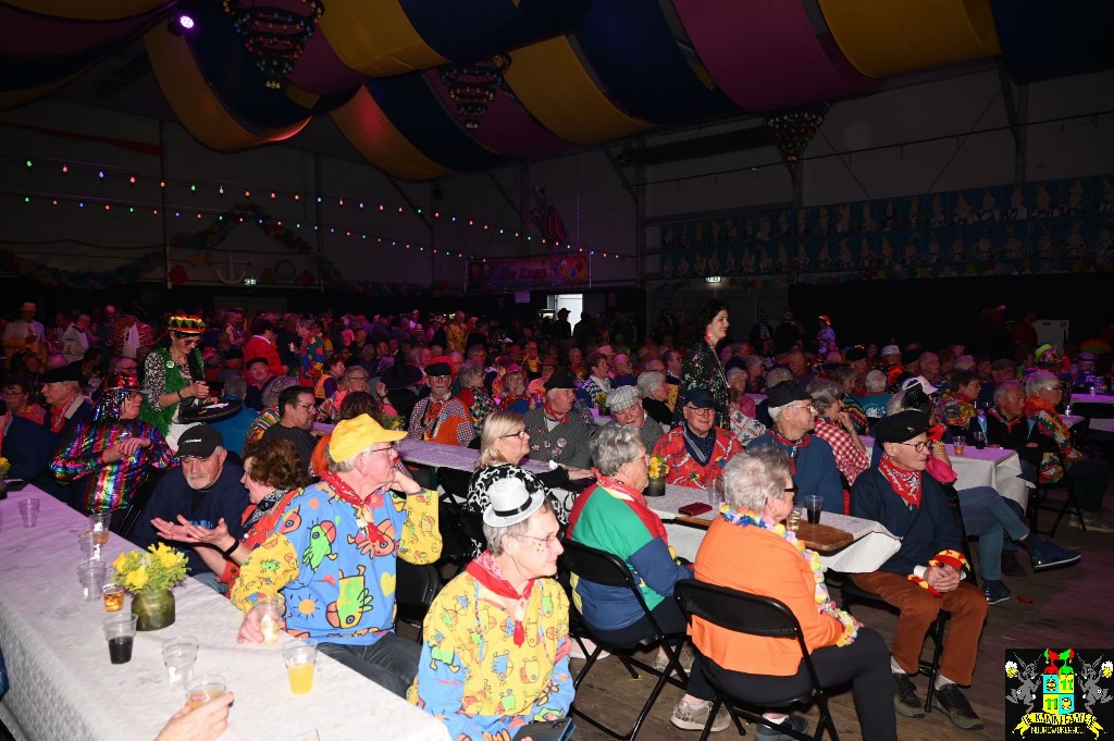 ../Images/Senioren carnaval 2024 372.jpg